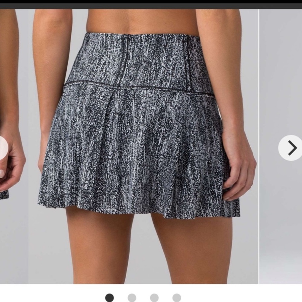 lululemon sz 10 Lost In Pace Air Time White Black Skirt tennis pickleball run
